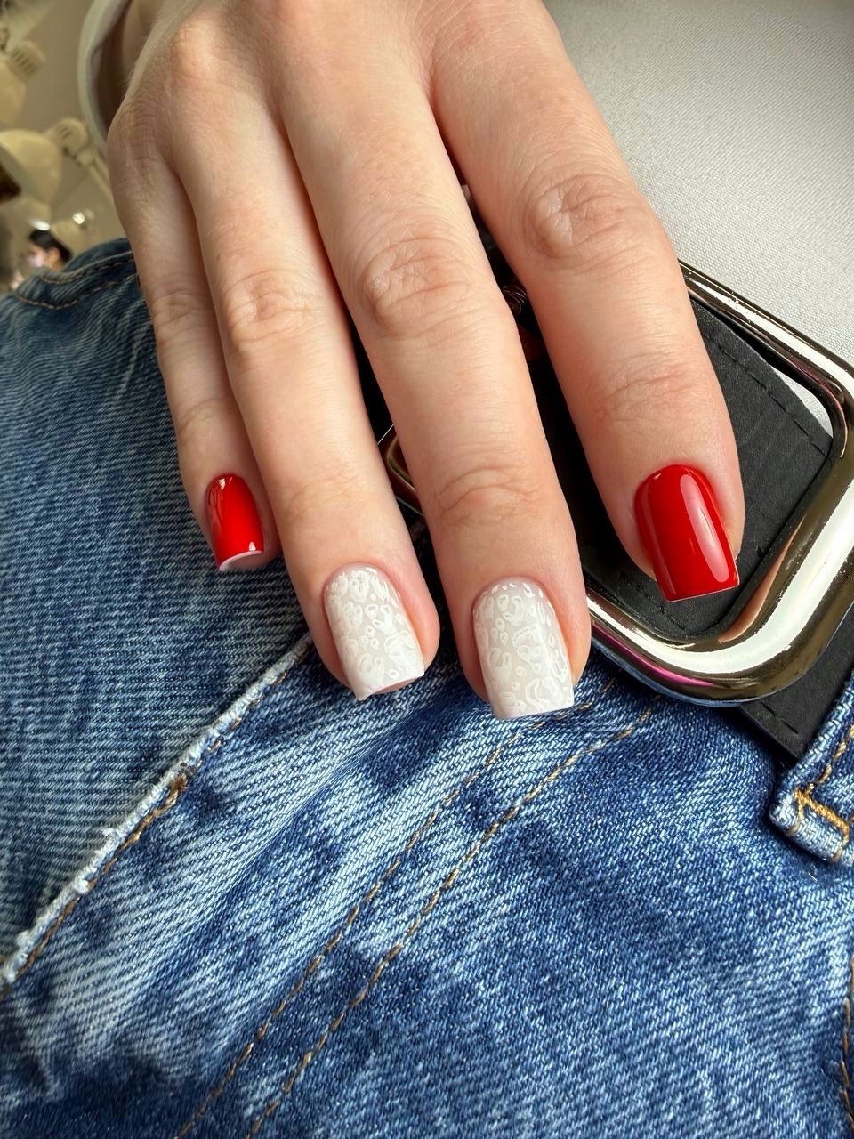 Nails Club — prace