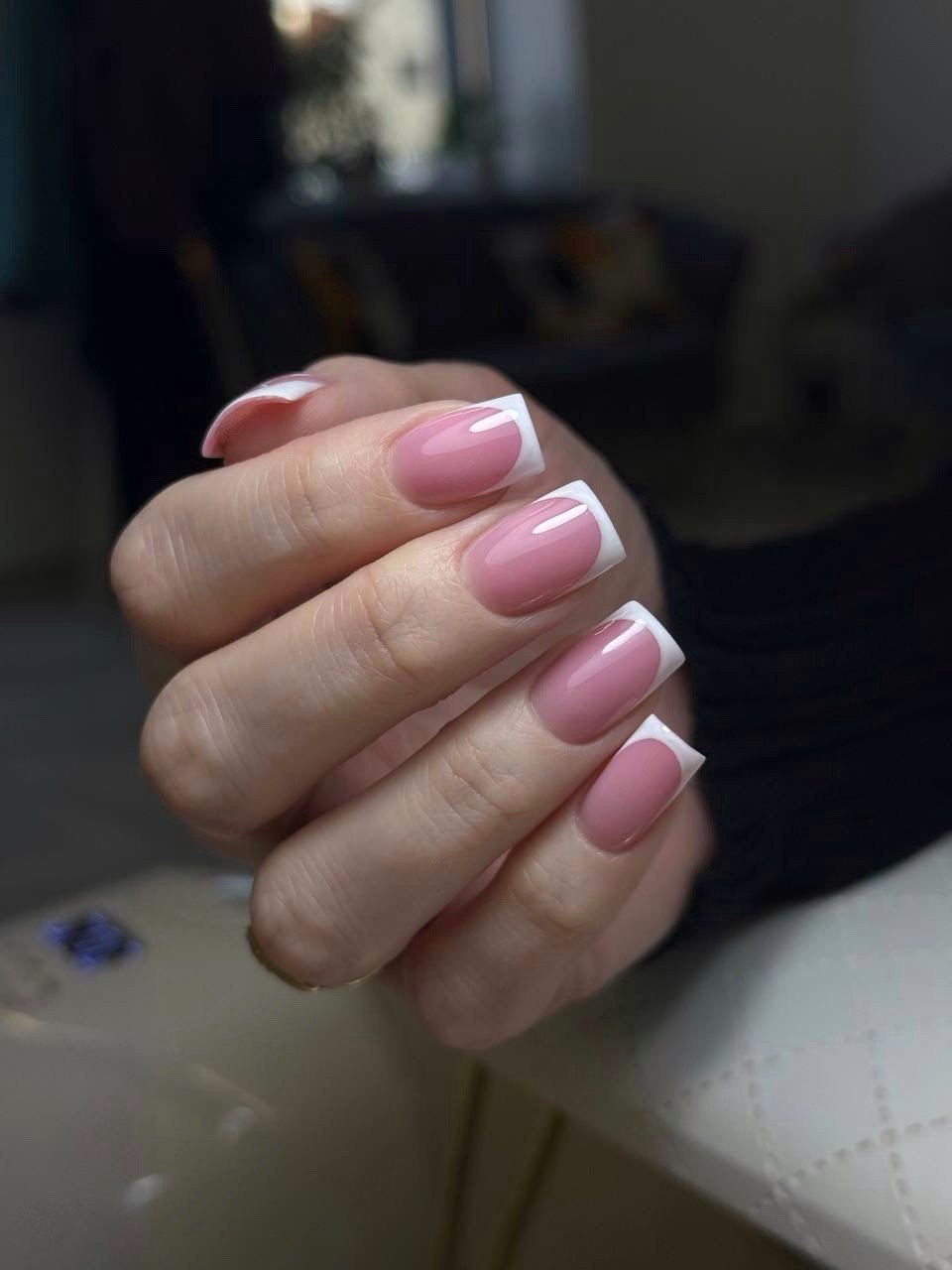 Nails Club — prace