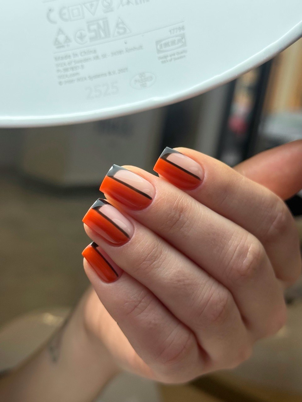 Nails Club — prace